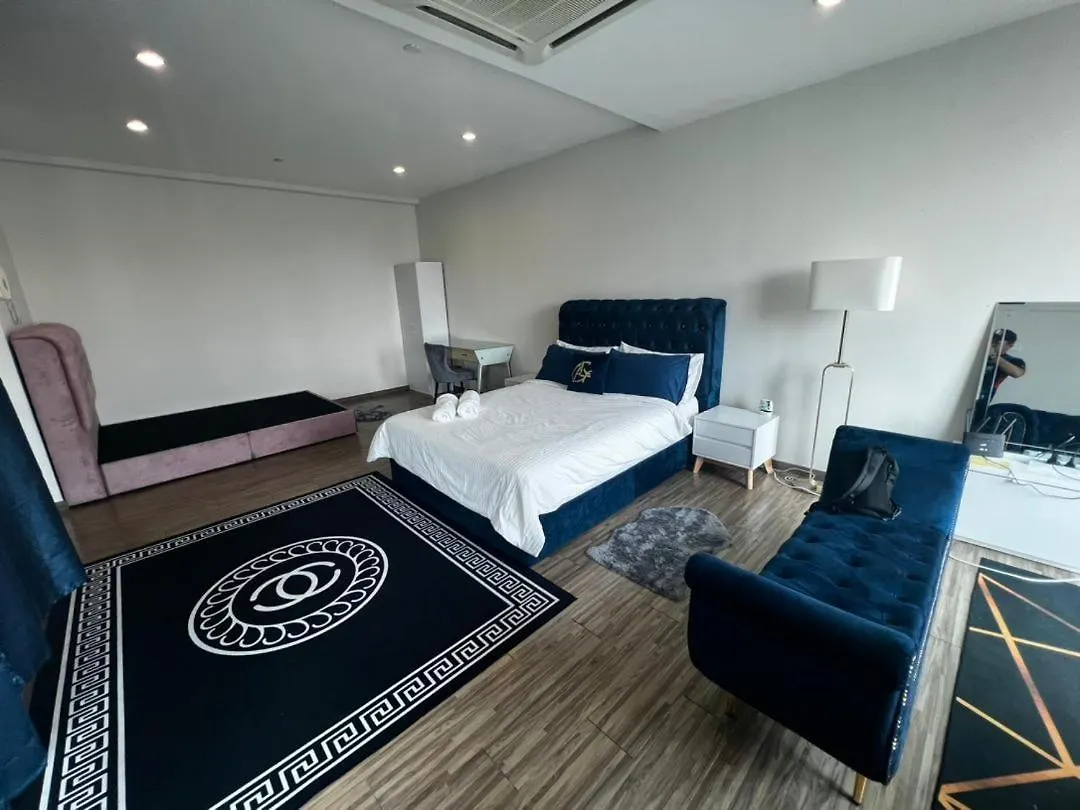Honeymoon Suite By A Legacy Hotel - Klcc Lake View 吉隆坡 马来西亚