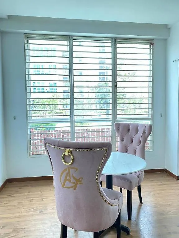 Honeymoon Suite By A Legacy Hotel - Klcc Lake View 吉隆坡 马来西亚