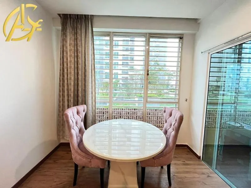 Honeymoon Suite By A Legacy Hotel - Klcc Lake View 吉隆坡 招待所