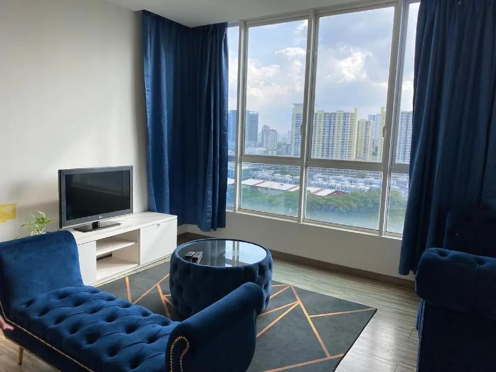 Honeymoon Suite By A Legacy Hotel - Klcc Lake View 吉隆坡 马来西亚