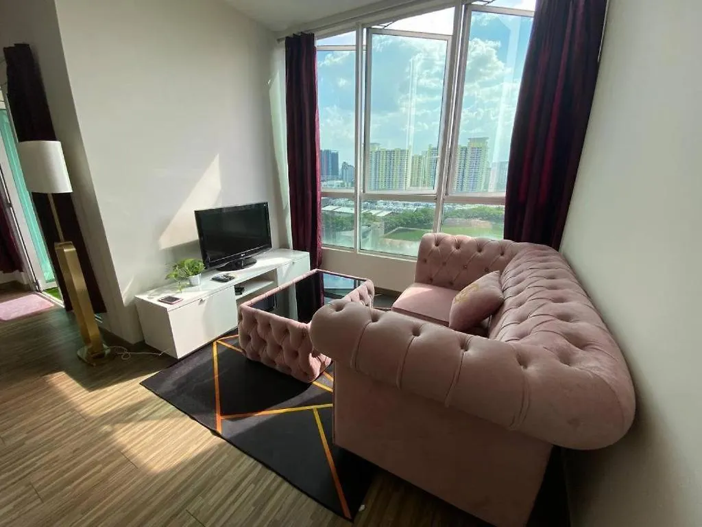 Honeymoon Suite By A Legacy Hotel - Klcc Lake View 吉隆坡